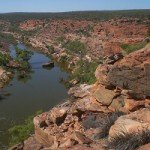 Der Murchison River sucht sich seinen Weg durch eine Schlucht im Kalbarri Nationalpark.