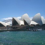 Das Opera House in Sydney ist nicht nur das Wahrzeichen der Stadt, sondern auch von ganz Australien.